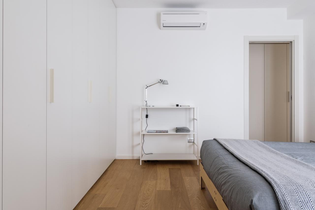 Altido Lovely 1-Bed Flat With Balcony & Free Parking ميلان المظهر الخارجي الصورة